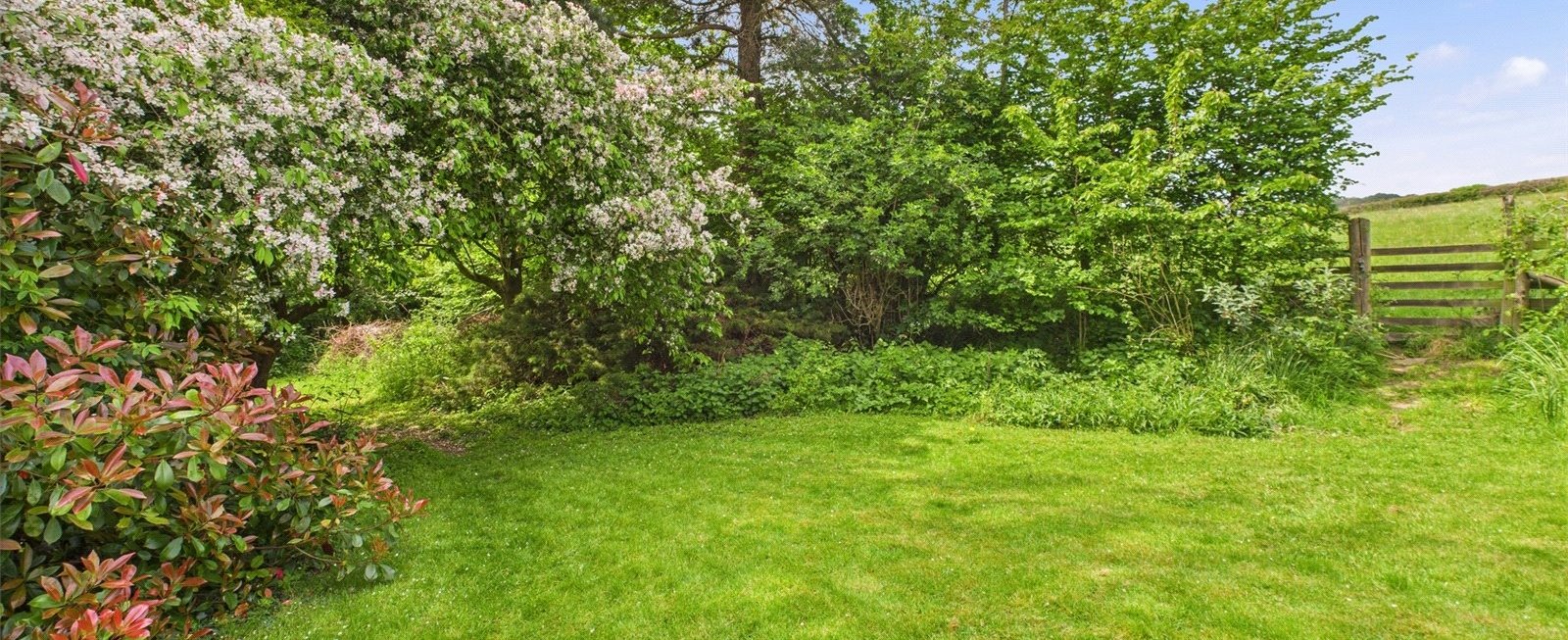 https://b648d7e2ad9240229508-052cc51e0dabffd716f7be11da587437.ssl.cf3.rackcdn.com/property_image.1600cm653.v1/for-sale/Chapel-Lane-Churcham-Gloucester-GL2/18377/18377_babb91253da0f172b81cdccdc24cb7be.jpg