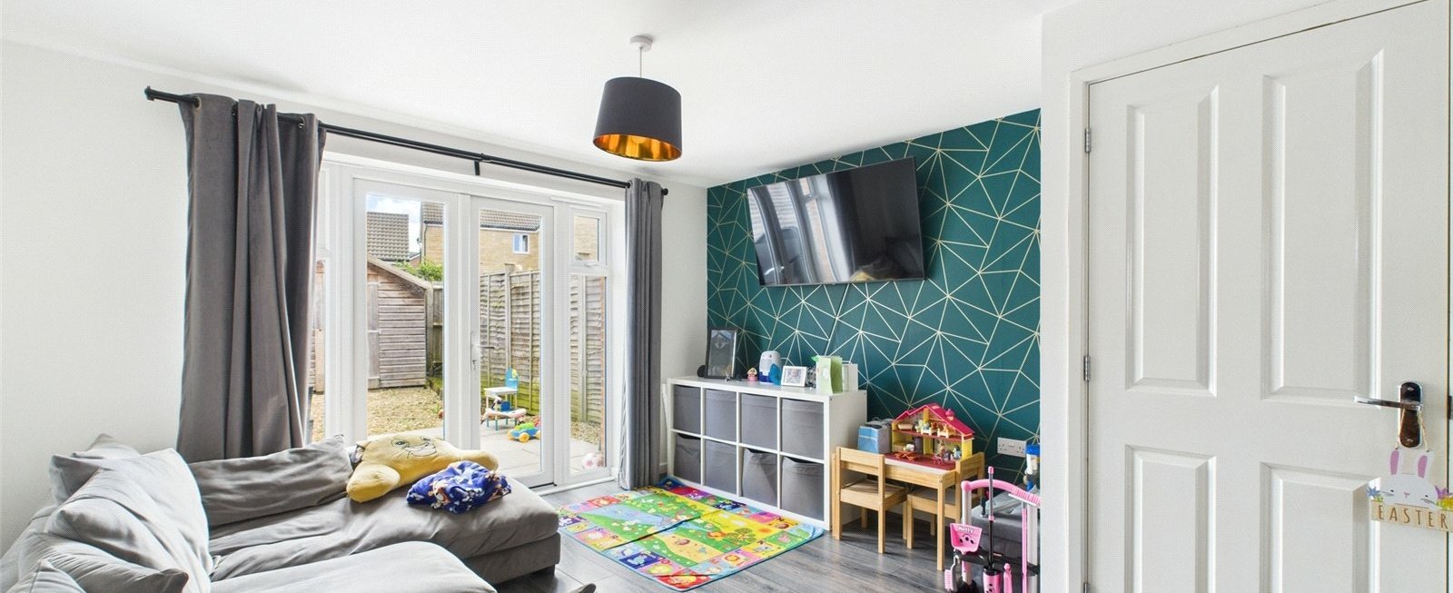 https://b648d7e2ad9240229508-052cc51e0dabffd716f7be11da587437.ssl.cf3.rackcdn.com/property_image.1600cm653.v1/for-sale/Cotton-Lane-Brockworth-Gloucester-GL3/22126/22126_daab9744dadc061efbfadaa4cffffde8.jpg