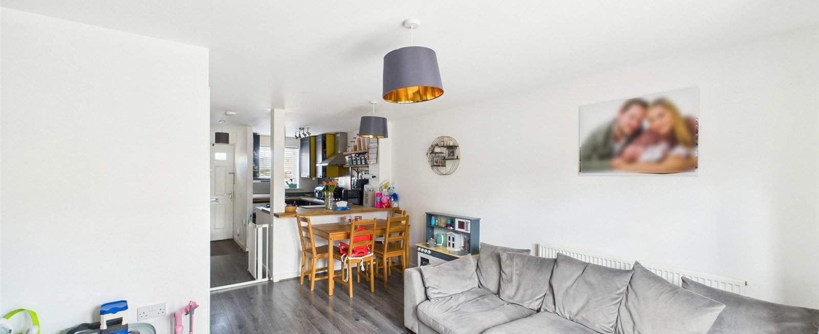 https://b648d7e2ad9240229508-052cc51e0dabffd716f7be11da587437.ssl.cf3.rackcdn.com/property_image.1600cm653.v1/for-sale/Cotton-Lane-Brockworth-Gloucester-GL3/22126/22126_f77e847ac76767374f14dce1f62e9c3f.jpg