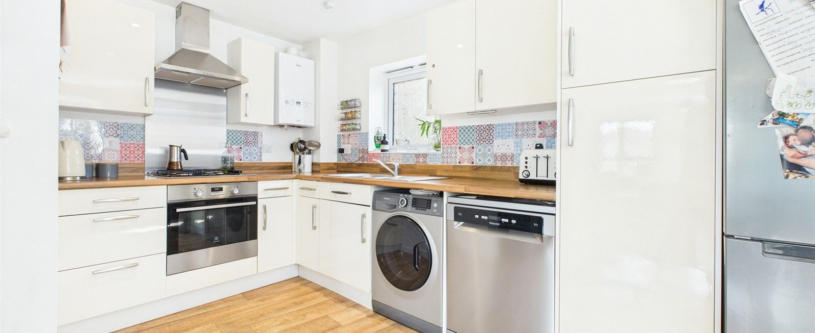 https://b648d7e2ad9240229508-052cc51e0dabffd716f7be11da587437.ssl.cf3.rackcdn.com/property_image.1600cm653.v1/for-sale/Fairford-Road-Cheltenham-Gloucestershire-GL52/22130/22130_a6763e2fcc5e16f09ad8ff92465e4924.jpg
