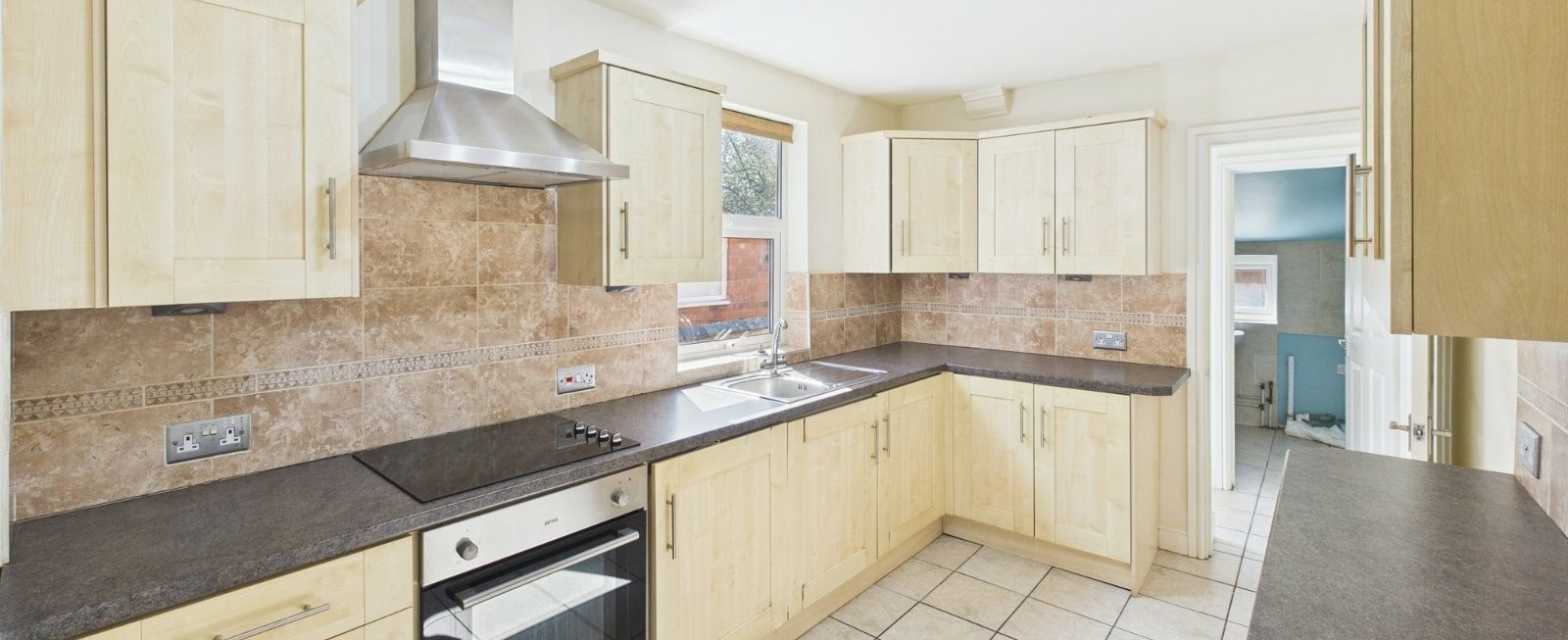 https://b648d7e2ad9240229508-052cc51e0dabffd716f7be11da587437.ssl.cf3.rackcdn.com/property_image.1600cm653.v1/for-sale/Hylton-Road-Worcester-Worcestershire-WR2/20654/20654_fb7bd4ccefb0b5ac39e4a03be7fbac00.jpg