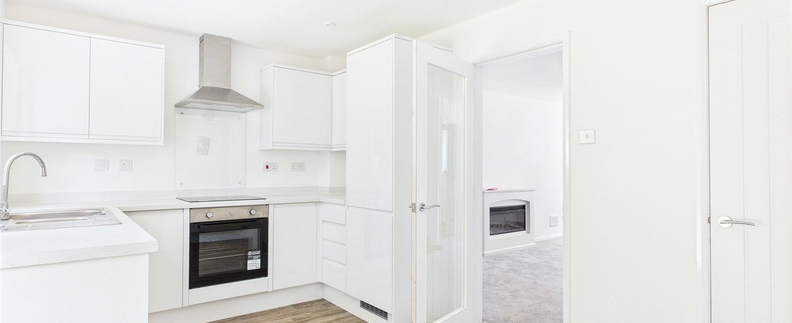 https://b648d7e2ad9240229508-052cc51e0dabffd716f7be11da587437.ssl.cf3.rackcdn.com/property_image.1600cm653.v1/for-sale/Mapit-Place-Worcester-Worcestershire-WR4/22142/22142_756ecc8b3f0258d7bb6507f4ca038850.jpg