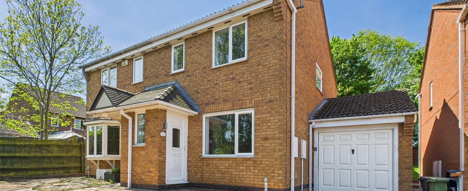https://b648d7e2ad9240229508-052cc51e0dabffd716f7be11da587437.ssl.cf3.rackcdn.com/property_image.1600cm653.v1/for-sale/Mapit-Place-Worcester-Worcestershire-WR4/22142/22142_81b3bc0ceab1f8615aa82de6e16bd620.jpg