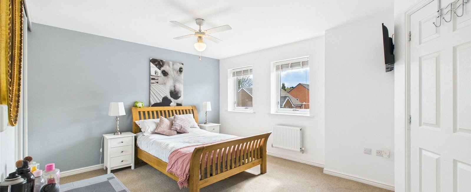 https://b648d7e2ad9240229508-052cc51e0dabffd716f7be11da587437.ssl.cf3.rackcdn.com/property_image.1600cm653.v1/for-sale/Marlstone-Close-Gloucester-Gloucestershire-GL4/22056/22056_5f026c697cd9df3c4d90ffb594e68359.jpg