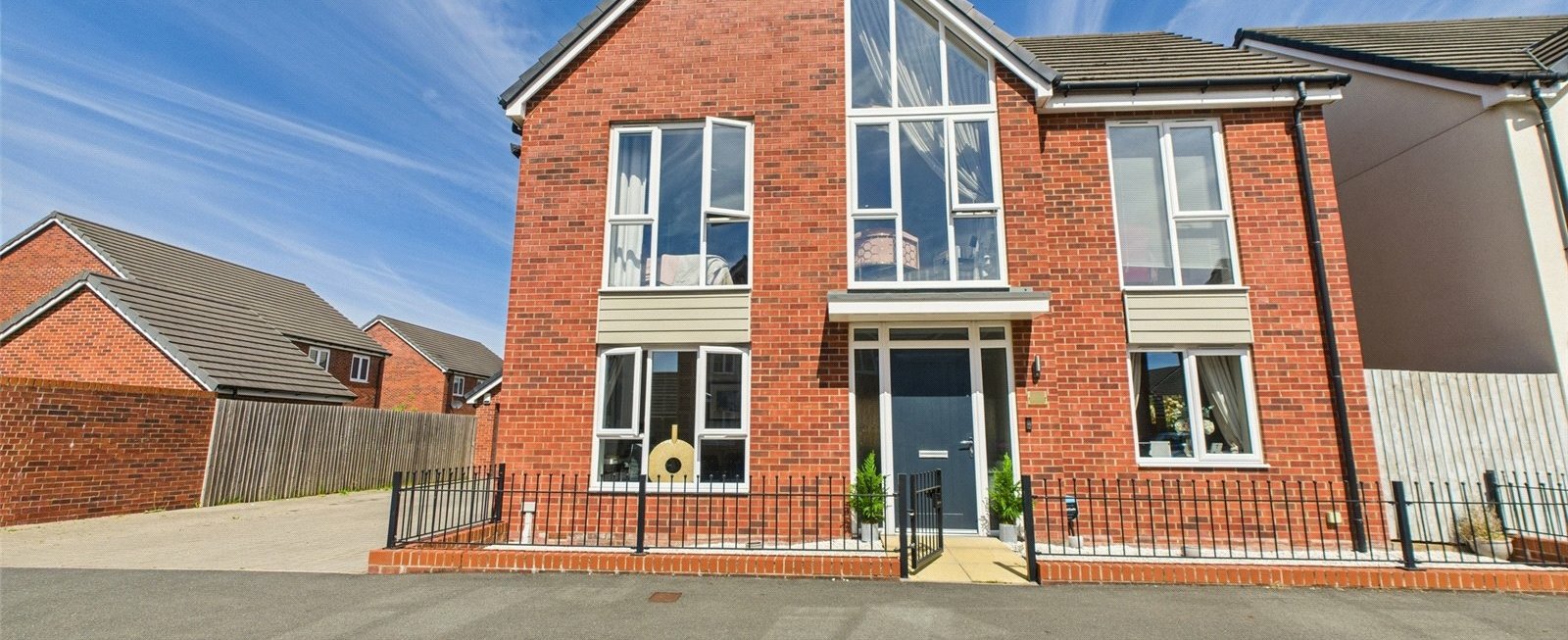 https://b648d7e2ad9240229508-052cc51e0dabffd716f7be11da587437.ssl.cf3.rackcdn.com/property_image.1600cm653.v1/for-sale/Romney-Way-Worcester-Worcestershire-WR5/22102/22102_630f6d98ccb51b6ec2b308453e13f9f5.jpg