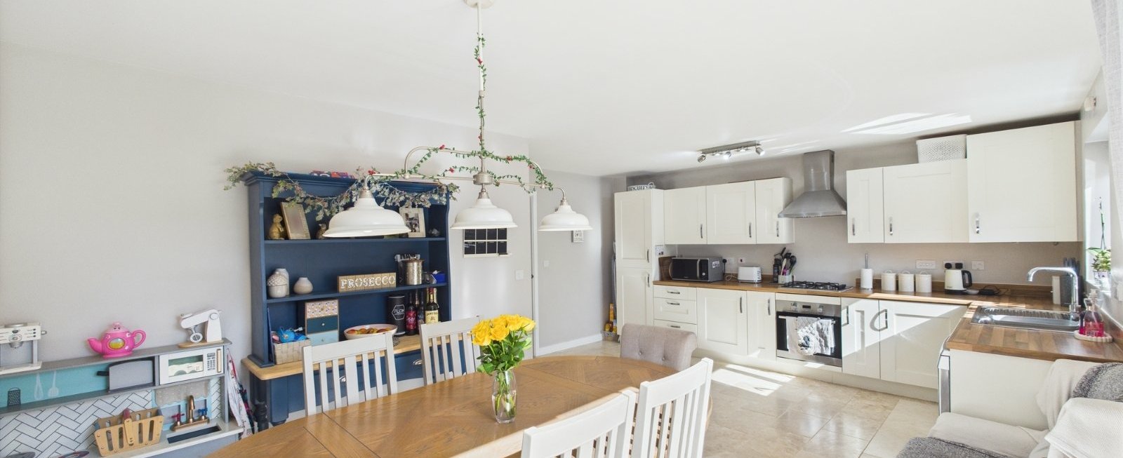 https://b648d7e2ad9240229508-052cc51e0dabffd716f7be11da587437.ssl.cf3.rackcdn.com/property_image.1600cm653.v1/for-sale/Sentinel-Close-Worcester-Worcestershire-WR2/22124/22124_5c06cf0b17154b201076b08fc8ec4247.jpg