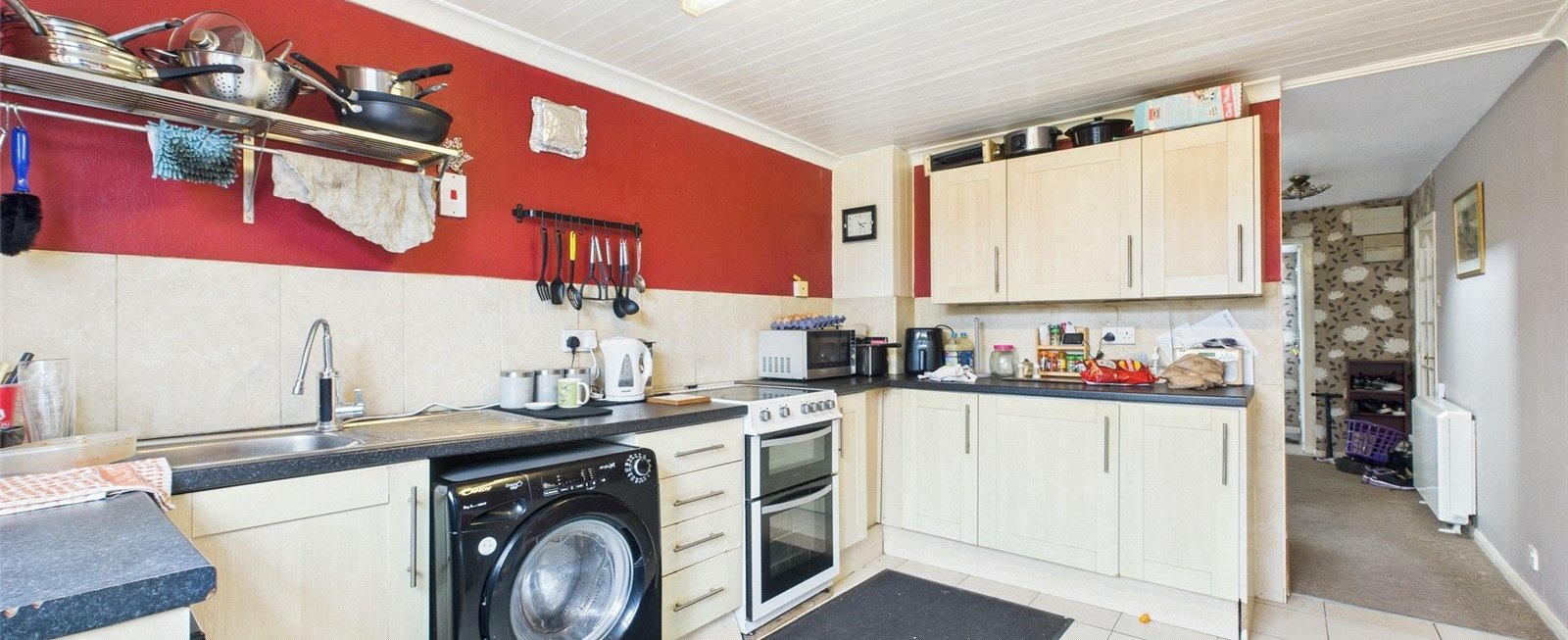 https://b648d7e2ad9240229508-052cc51e0dabffd716f7be11da587437.ssl.cf3.rackcdn.com/property_image.1600cm653.v1/for-sale/Yew-Tree-Way-Churchdown-Gloucester-GL3/22119/22119_388823c7e677ad82bce64d988ba74632.jpg