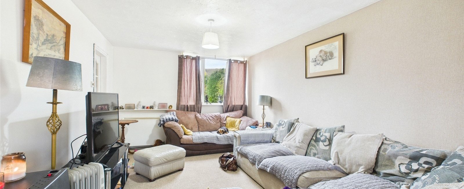 https://b648d7e2ad9240229508-052cc51e0dabffd716f7be11da587437.ssl.cf3.rackcdn.com/property_image.1600cm653.v1/for-sale/Yew-Tree-Way-Churchdown-Gloucester-GL3/22119/22119_d0a399cbeea6737305895dcd24101618.jpg