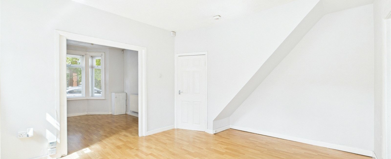 https://b648d7e2ad9240229508-052cc51e0dabffd716f7be11da587437.ssl.cf3.rackcdn.com/property_image.1600cm653.v1/to-rent/Seymour-Road-Gloucester-Gloucestershire-GL1/22074/22074_e3bb08f1185baf94df665157cf301029.jpg