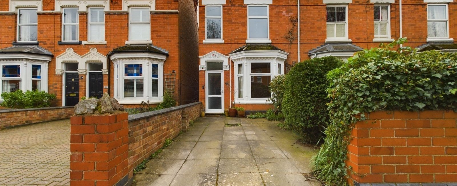https://b648d7e2ad9240229508-052cc51e0dabffd716f7be11da587437.ssl.cf3.rackcdn.com/property_image.1600cm653.v1/to-rent/Shrubbery-Avenue-Worcester-WR1/17448/17448_b9770faf8735edbace62500255ab6020.jpg