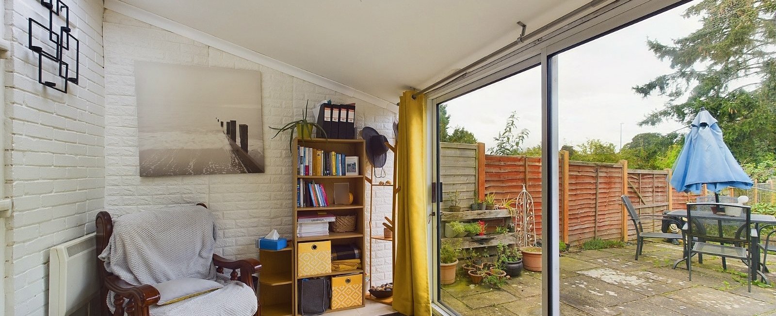 https://b648d7e2ad9240229508-052cc51e0dabffd716f7be11da587437.ssl.cf3.rackcdn.com/property_image.1600cm653.v1/to-rent/Tudor-Way-Worcester-Worcestershire-WR2/22137/22137_843fb219000d67a5eaaddeb7b3548bff.jpg