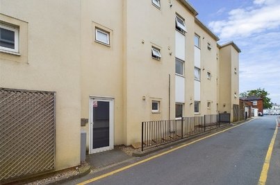 Rose and Crown Passage, Cheltenham