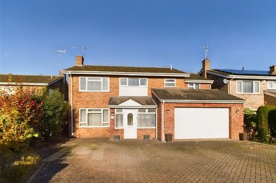 Squires Close, Kempsey